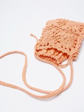 🆕 Zara Mini Peach Crochet Cross-body Bag